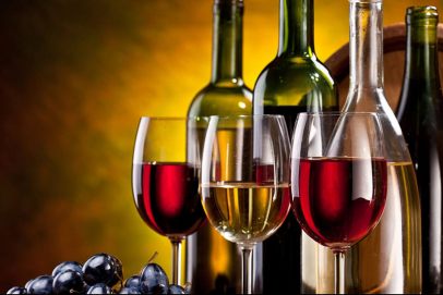 Những chai rượu vang giá tầm trung hợp lý cho buổi tiệc cùng bạn bè